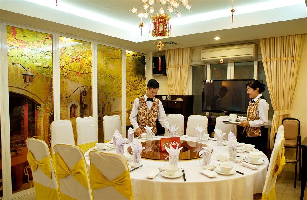 Dong Kinh A Hotel Thành Pho Ho Chí Minh Esterno foto