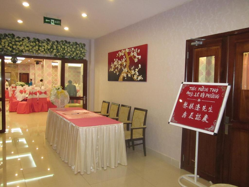 Dong Kinh A Hotel Thành Pho Ho Chí Minh Esterno foto