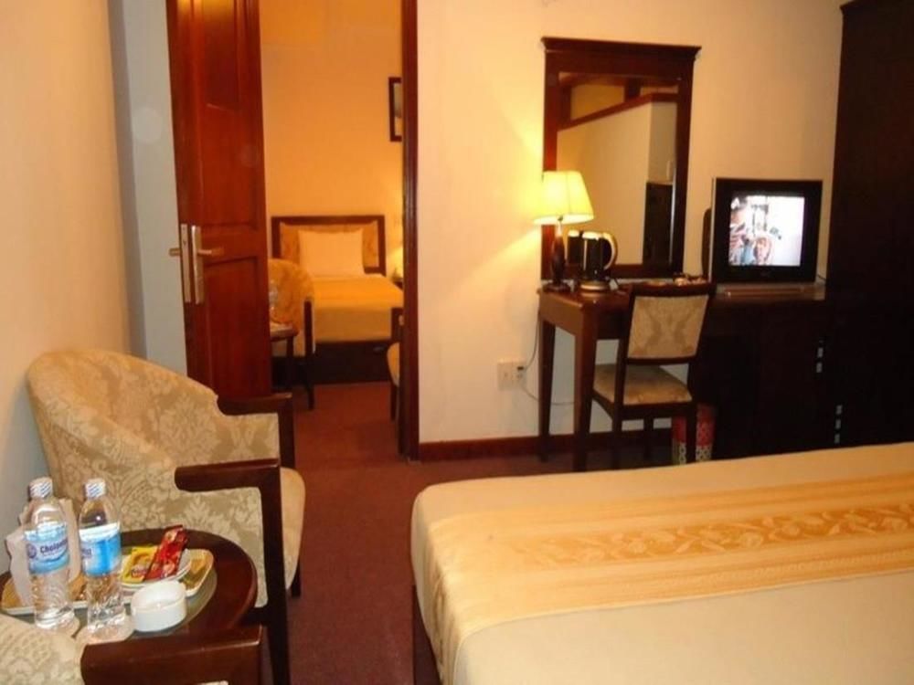 Dong Kinh A Hotel Thành Pho Ho Chí Minh Esterno foto